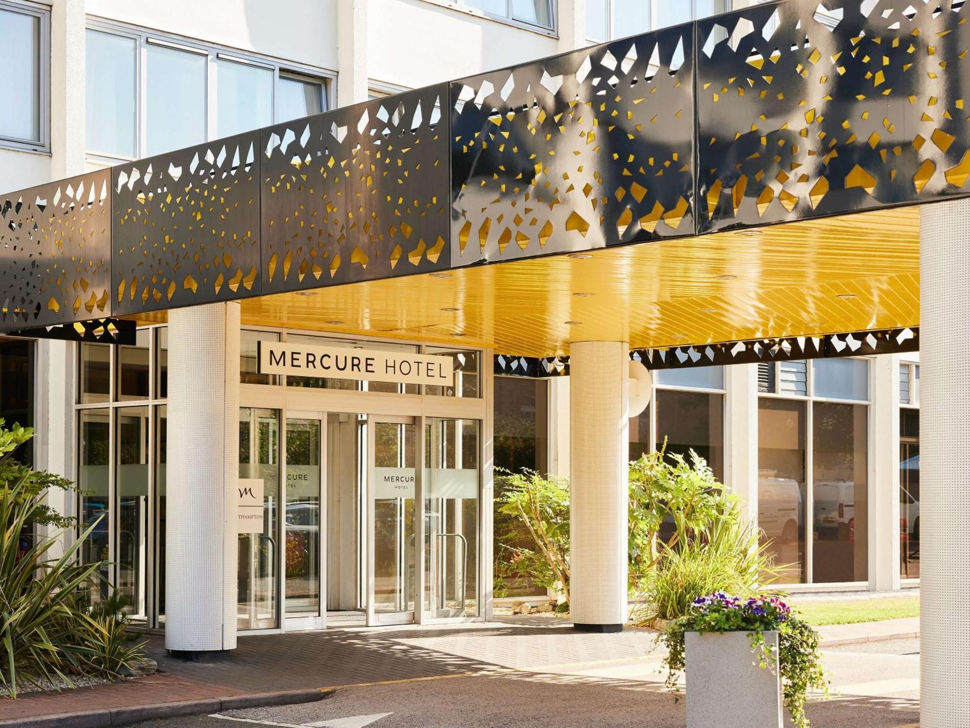 Mercure Νορθάμπτον Εξωτερικό φωτογραφία